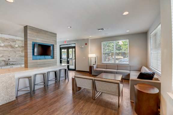 Wi-Fi at Pool and Clubhouse at Heritage at Oakley Square, Cincinnati