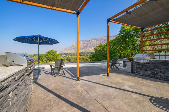 Grilling Station at Cliffs at Canyon Ridge, Ogden, UT