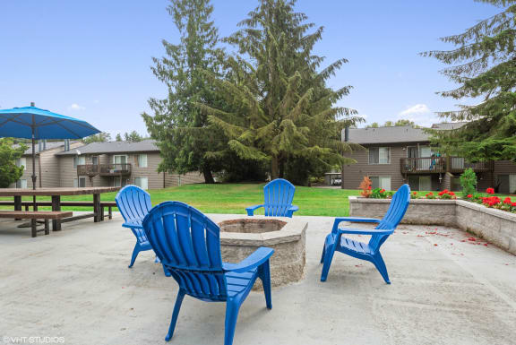 Outdoor Fire Pit Seating at North Creek Apartments, Washington, 98208