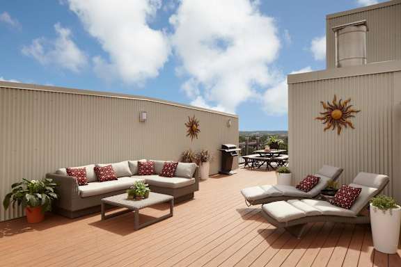 Rooftop Deck at Riverwalk Apartments, Lawrence