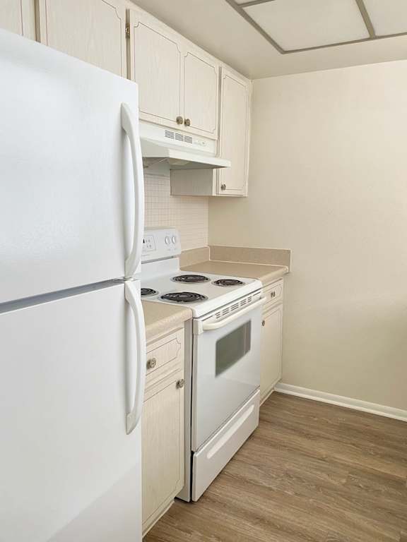 D-17 KITCHEN 1 at Imperial Gardens, Florida, 33764
