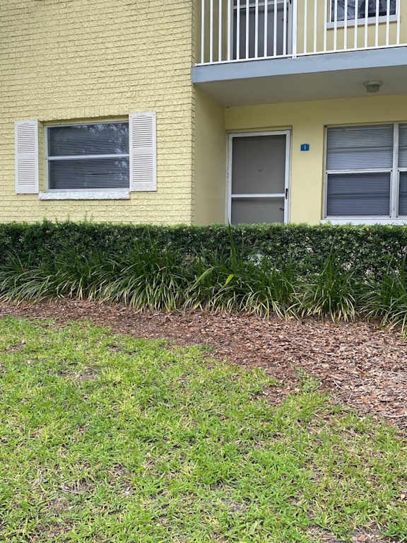E001 at Imperial Gardens Apartments, Clearwater 33764