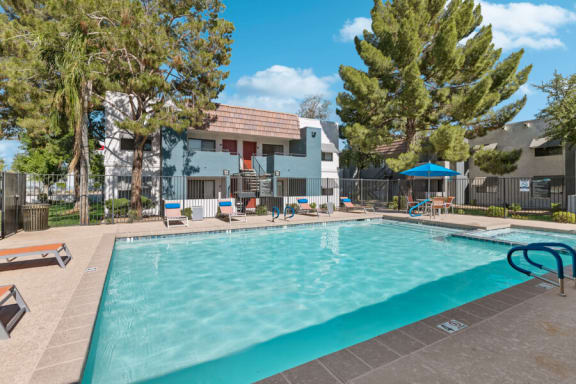Resort-style swimming pool