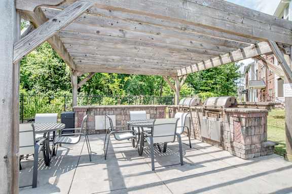Grilling Area at Broadstreet at EastChase Apartments in Montgomery, AL