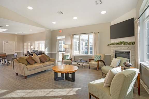 Large Clubhouse With Ample Sitting And Television at The Apartments at Elmwood Terrace, Maryland