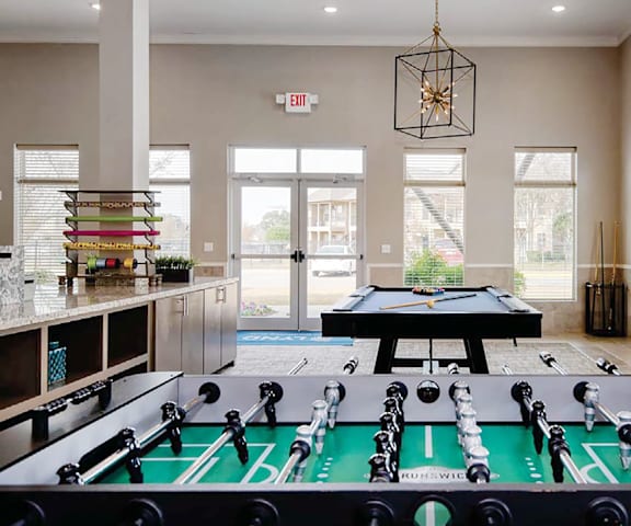 Game Room at La Veranda at Polly Lane Apartments in Lafayette, LA