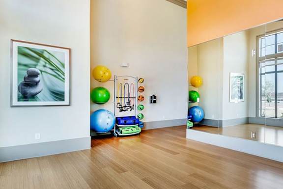 Fitness Center at Mansfield on the Green Apartments in Mansfield, TX