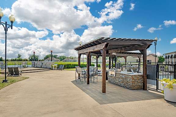 Outdoor Patio at Villaggio Apartments in Bossier City, LA
