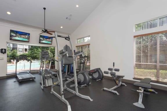 the gym at the flats at big tex apartments