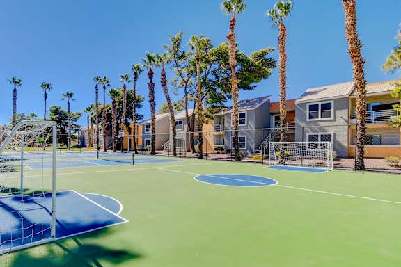 basketball court at the villas at shadow creek in palm springs