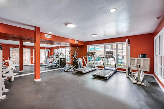 Modern Fitness Center at Bellaire Oaks Apartments, Houston, 77096