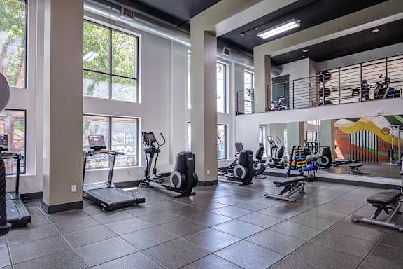 712 Tucker | Apartment and Community Amenities