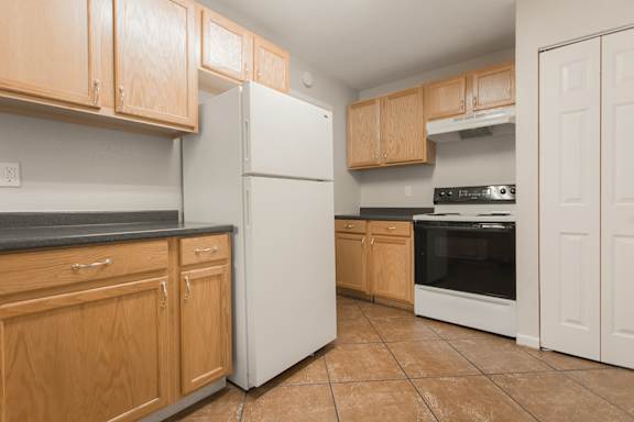 2301 Goss #100 Kitchen