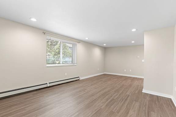 Rectangular shape room at Kingsbrook Arms, Englewood Colorado