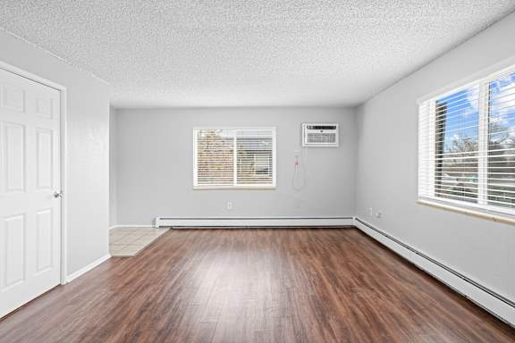 Natural light source in a room at Kingsbrook Arms, Englewood, Co 80113