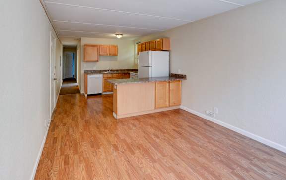 Floor Plan  Unit 300: 2 Beds 1 Bath