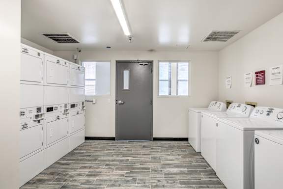 Laundry Lounge