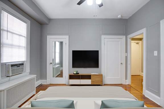 Studio apartment in The Belvedere in Logan Circle, NW, Washington, DC 20005