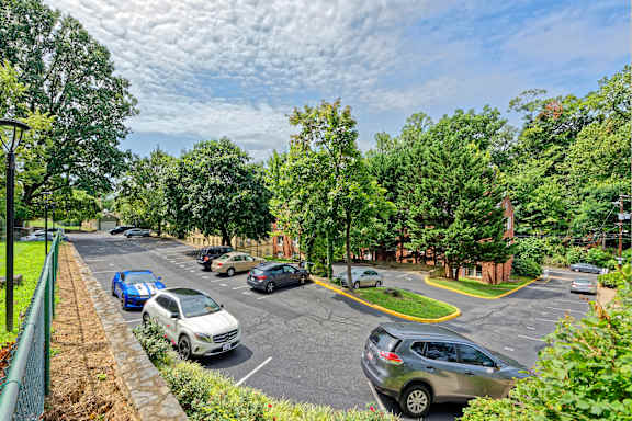 Park Crest Apartments Resident Parking
