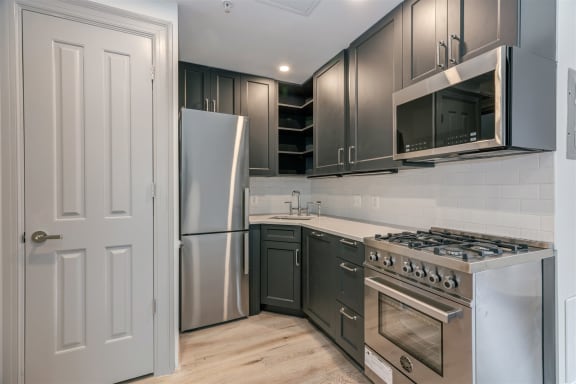 Studio 11 kitchen (1)