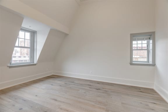 Studio 11 living room (2)