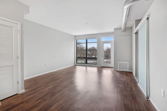 Wood Floor Living Room at 275 on the Park, St. Louis, 63108