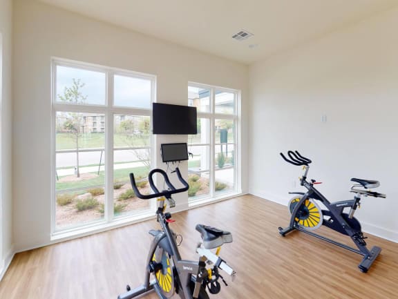 Peloton Bike And Training Space at The Fitzroy San Marcos Apartments, San Marcos, TX