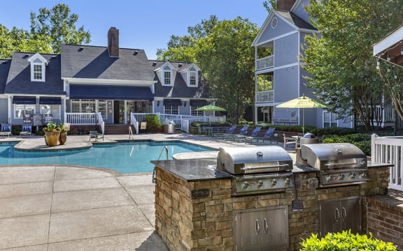 outdoor kitchen