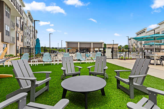 Courtyard View at Views at Flowers, North Carolina