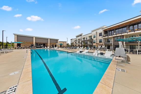 Clear Pool at Views at Flowers, Clayton, North Carolina