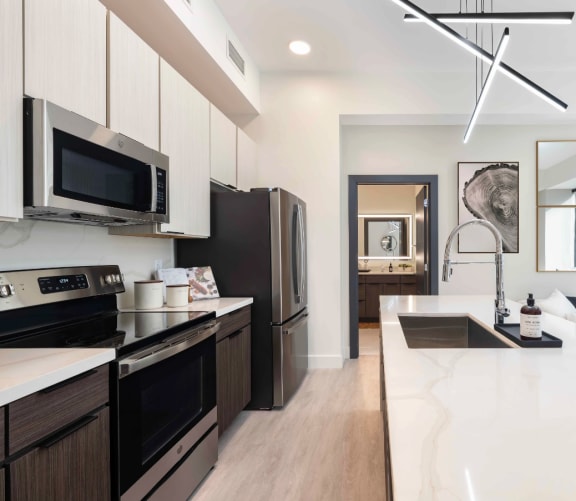 Kitchen at 220 Meridian in Indianapolis, IN 46204