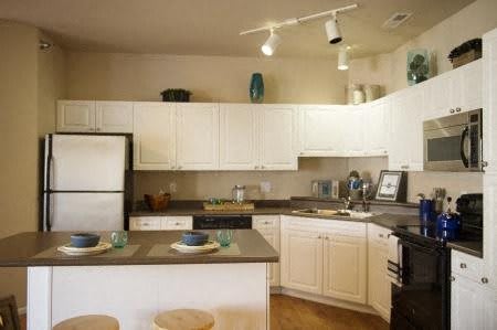 Cabinates at Hearthstone Apartments and Townhomes, Apple Valley, MN