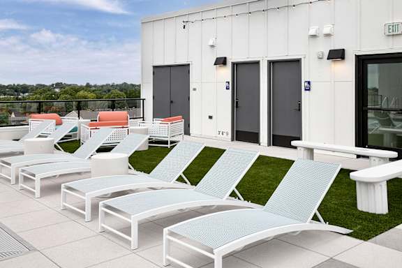 Rooftop deck at The Artisan at 39th in Omaha, NE
