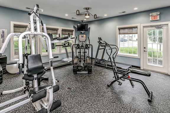 24 Hour Fitness Facility at The Larimore Apartments, Nebraska