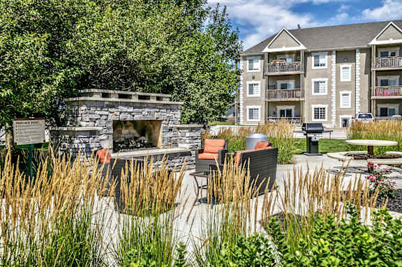 Outdoor Fireplace and Courtyard at The Larimore Apartments, Omaha, NE 68164