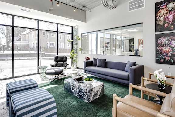Community Lounge at The Artisan at 39th in Omaha, NE