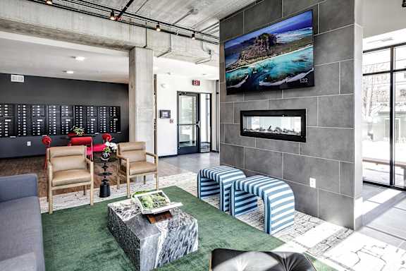 Community Lounge at The Artisan at 39th in Omaha, NE