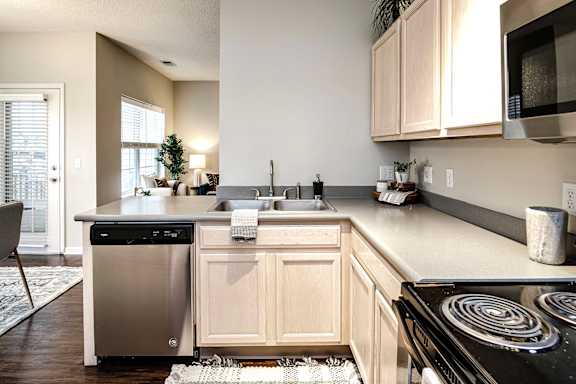 Kitchen Appliances at Autumn Grove Apartments, Omaha, NE 68135