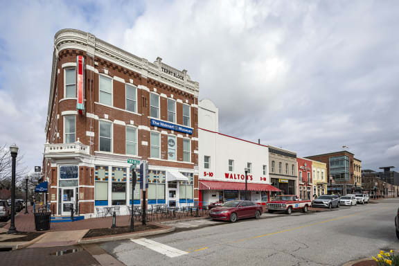 Close to downtown Bentonville at Hawthorne Heights in Bentonville, AR