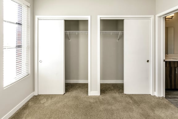 Studio, one and two bedroom apartment homes in the Historic Dundee District of Omaha, NE at Dundee Flats