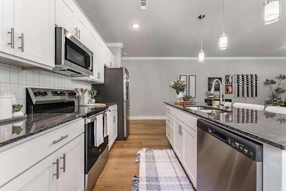 Custom Countertops at Hawthorne Grove in Rogers, AR