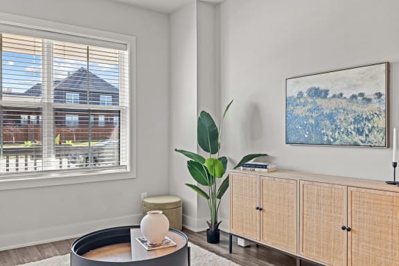 Window Coverings at Hawthorne Row Townhomes in Bentonville, AR