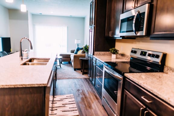 Stainless Steel Appliances at Heartland Flats in Beatrice, NE