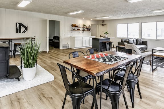 Community Clubhouse at Old Mill Apartments in Omaha, NE