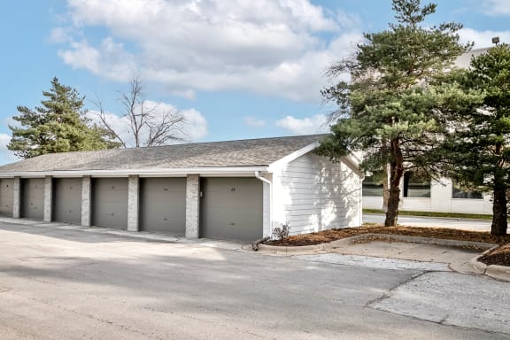 Attached and Detached Garages at Parkwood Terrace in Omaha, NE