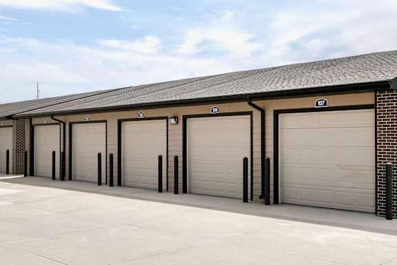 Detached Garages at Residence at Oak Pointe in Grand Island, NE