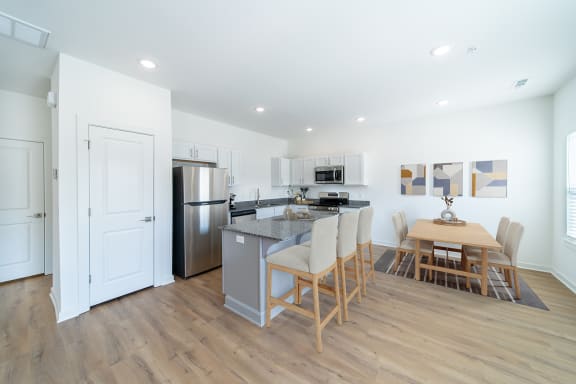 Deluxe Appliance Package at Shadowbrooke Village in Rogers, AR