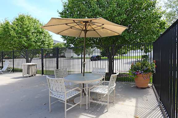 Sundeck at Standing Bear Lake Apartments in Omaha, NE