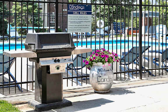 Picnic Areas with Barbecue Grills 24-Hour Fitness Gym at The Landings Apartments, Bellevue, NE, 68123