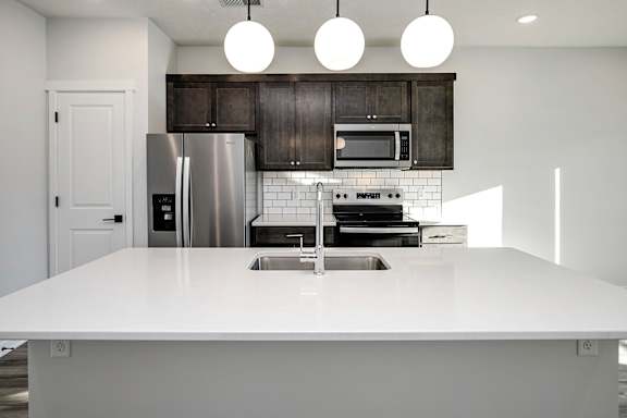 Quartz countertops at The Ridgeline in Council Bluffs, IA
